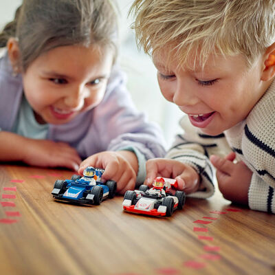 LEGO&reg; F1 Williams Racing & Autos de Carrera Haas F1