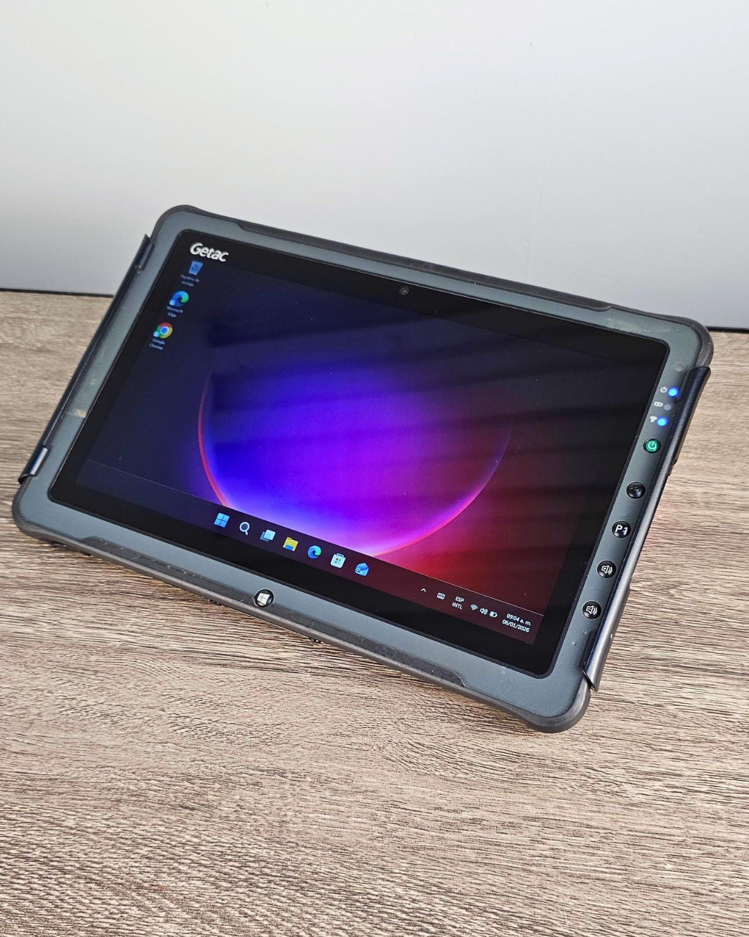 Tablet Getac F110G5 Core I7 8va Gen 16gb Ram 1 TERA Ssd Touch image number null