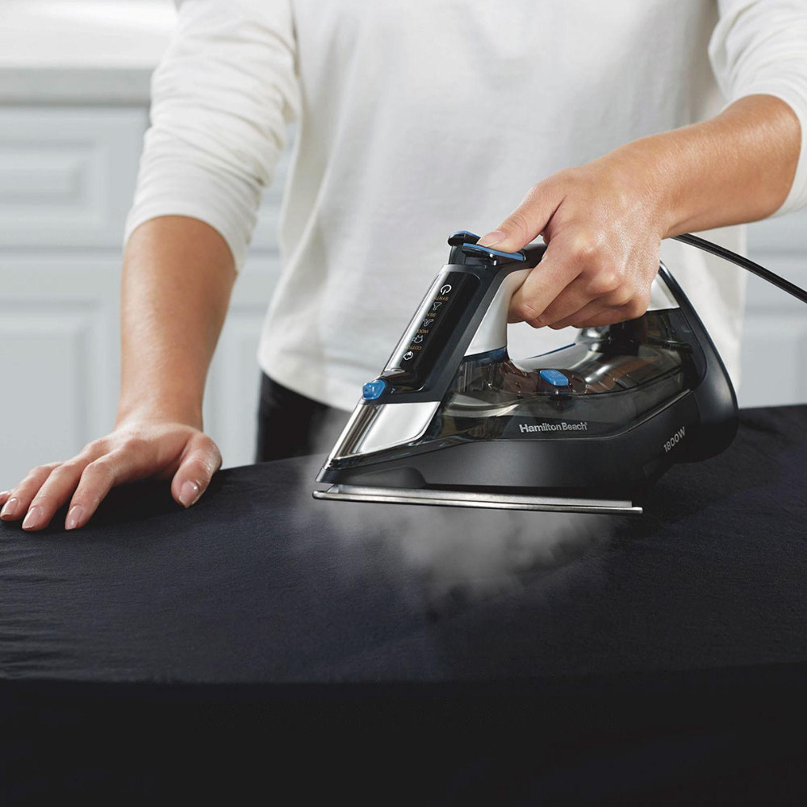 Plancha de Vapor Hamilton Beach FabricIQ Negra 14950 image number null