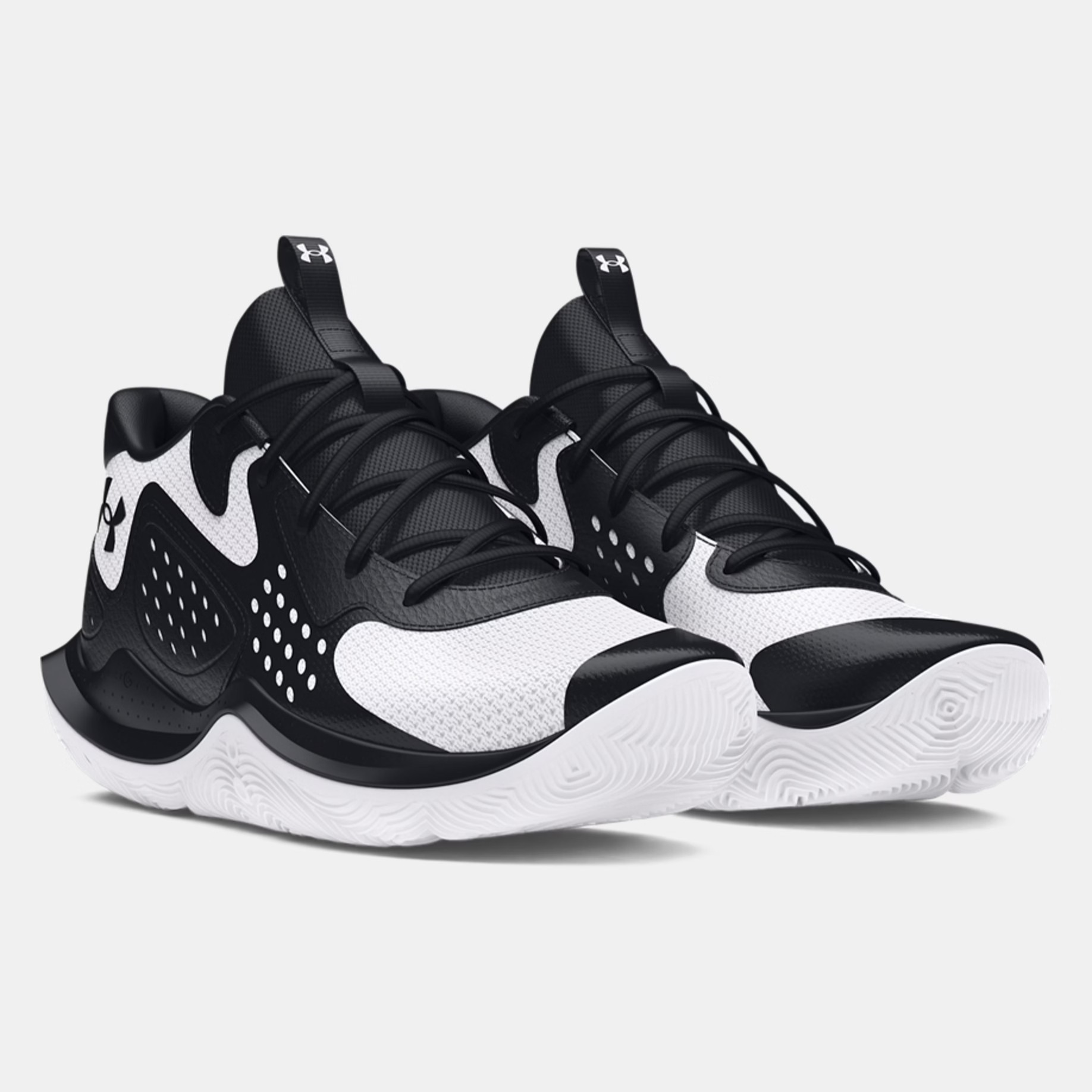 Tenis Bota Under Armour Jet23 Negro Blanco Original para Hombre image number null