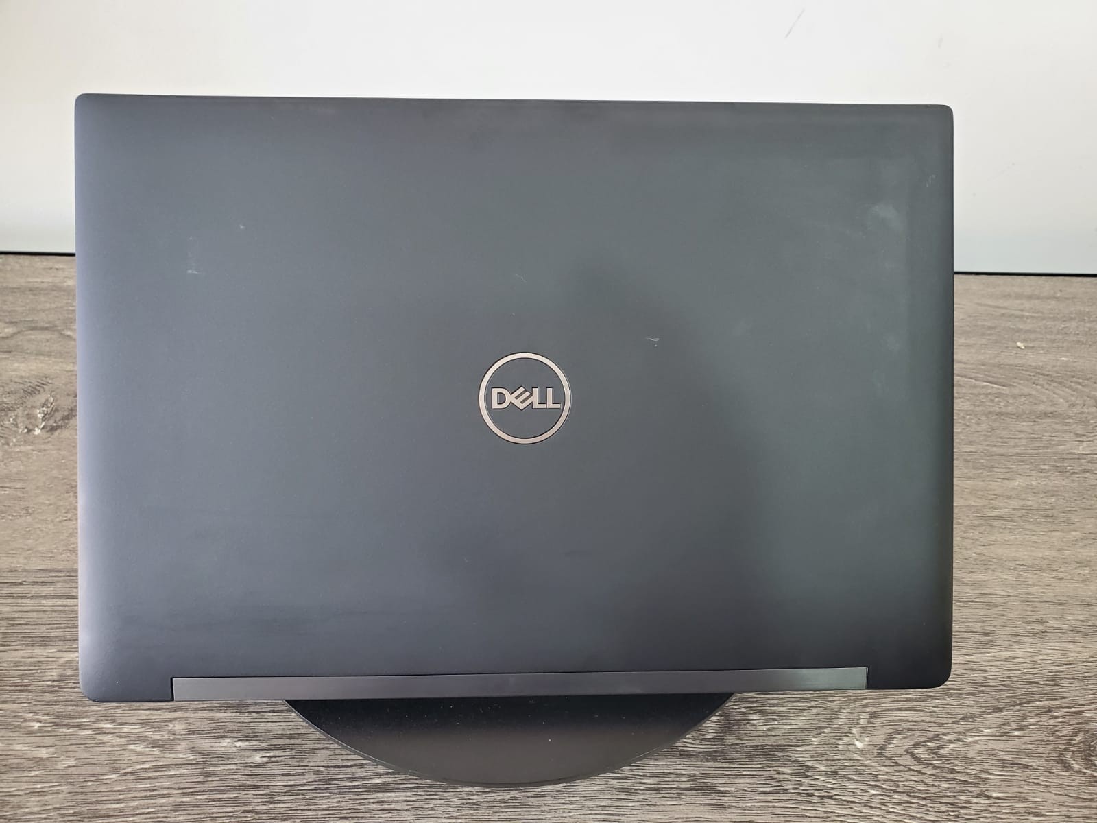 Laptop Core I7 7ma Gen 16gb Ram 240gb Ssd Cargador image number null