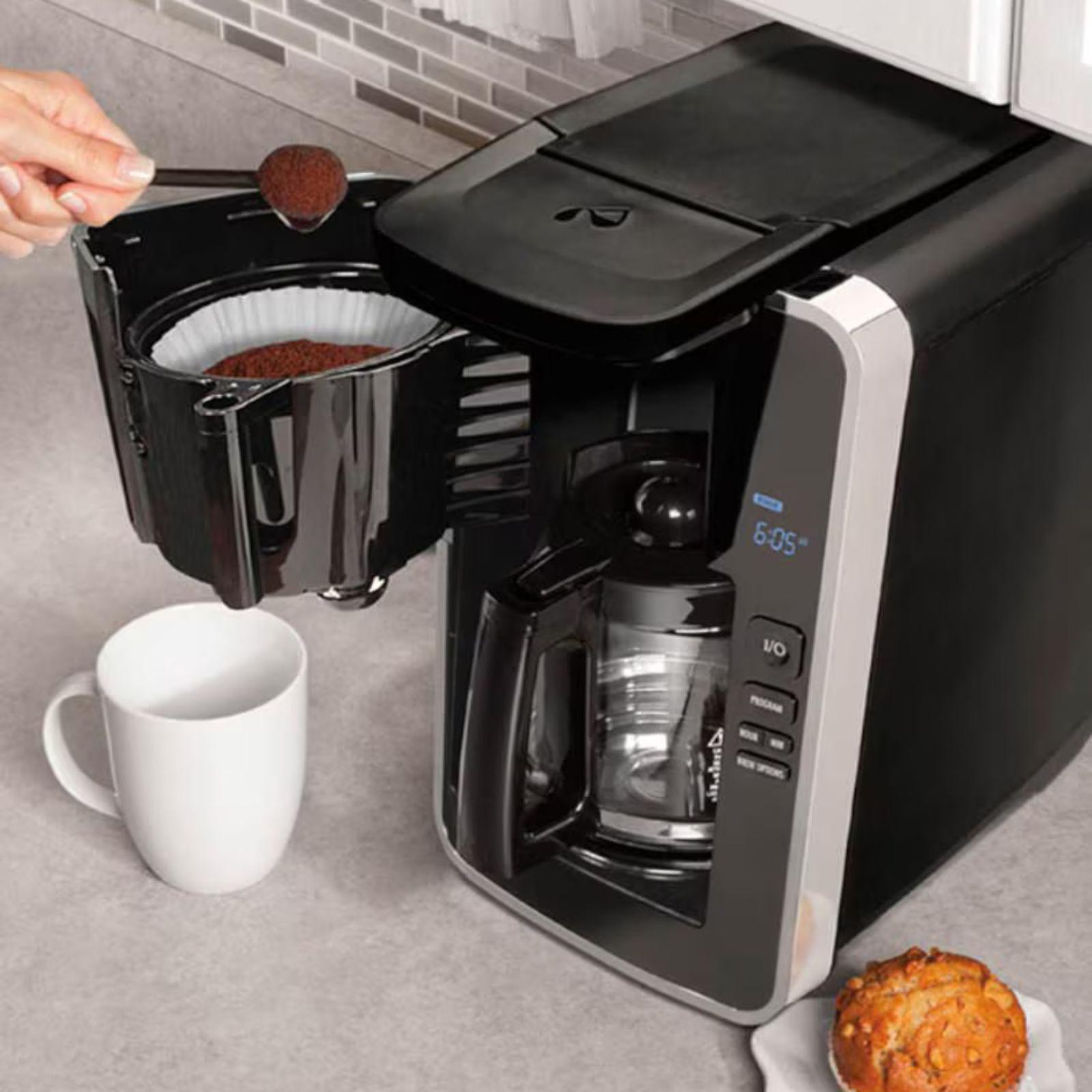 Cafetera Programable Hamilton Beach FrontFill 12 Tazas Negra 46321 image number null