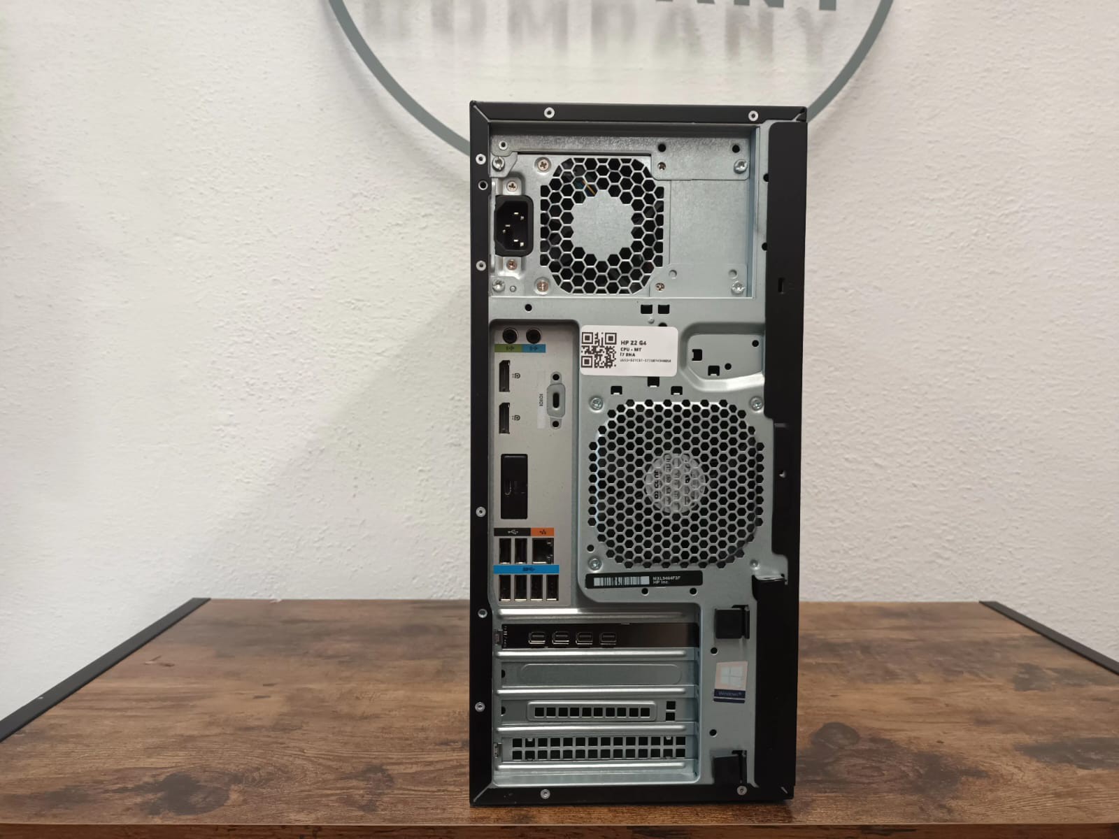 Servidor Xeon DELL / HP 32 Ram 512ssd+1tb Hdd T.v 3gb Nvidia Quadro K4000 image number null