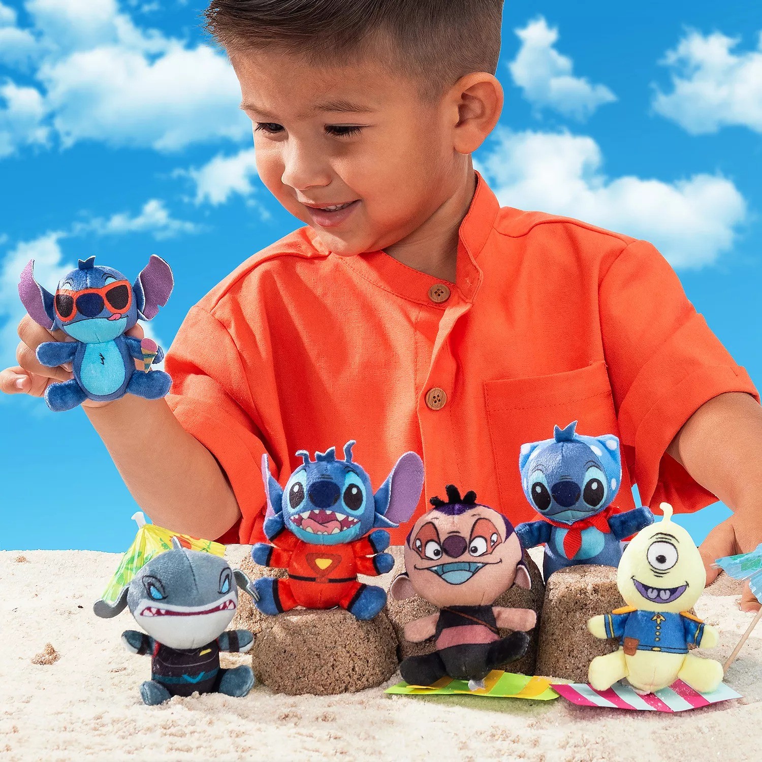 Peluche Original Micro Teenies Stitch with Cape Juguete Regalo image number null
