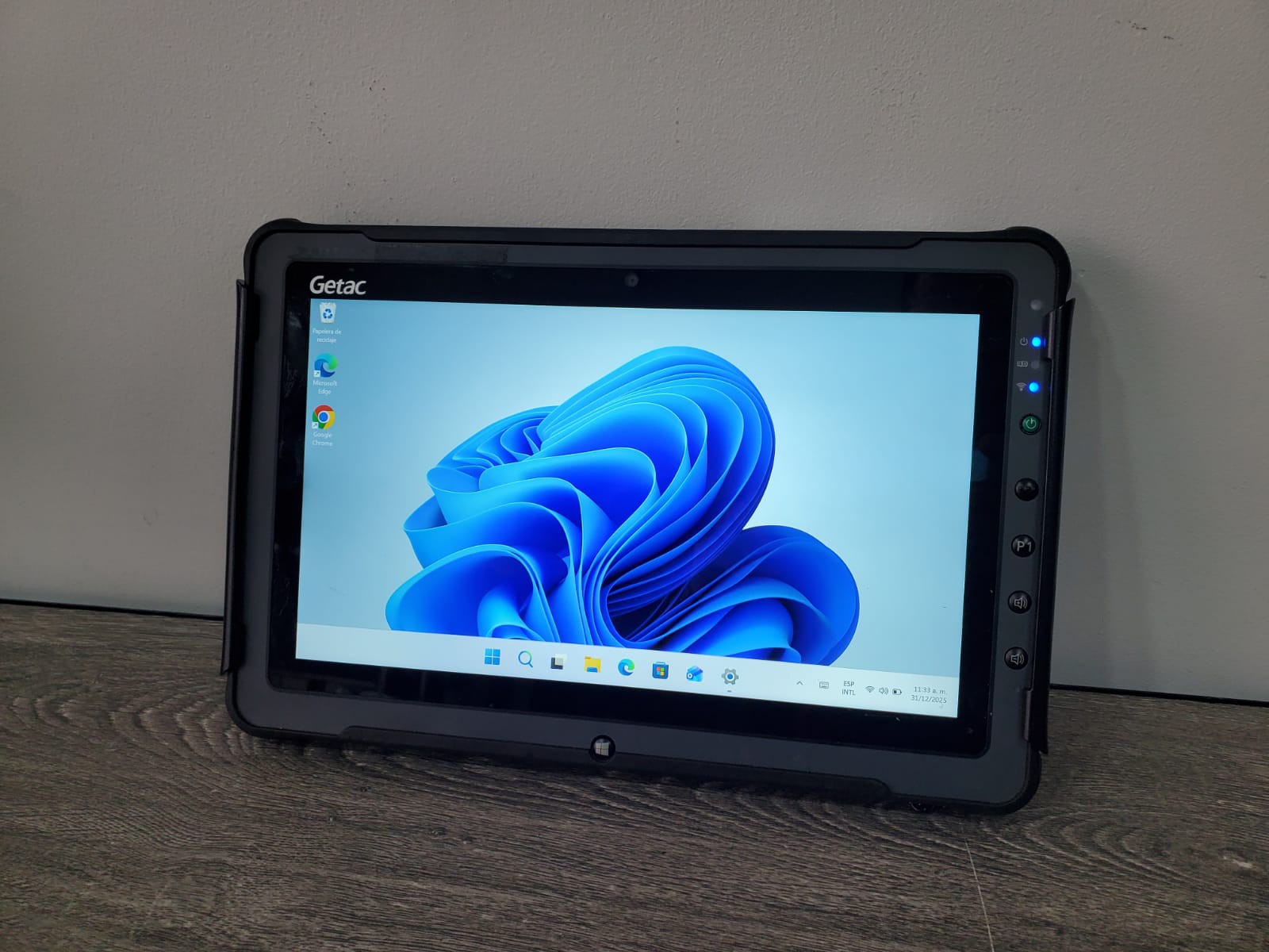 Tablet Getac Core I7 8va Gen 16gb Ram 240gb Ssd Touch Cargador image number null