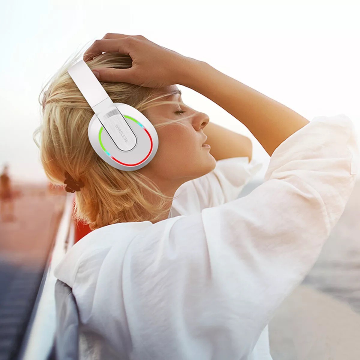 Aud&iacute;fonos Inal&aacute;mbrico Bluetooth Diadema Plegable Con Rgb Luz Blanco. image number null