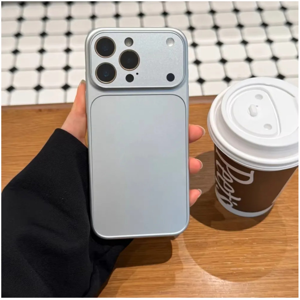 Funda Para iPhone 17 Pro Max Mate Uso Rudo Con C&aacute;mara Protector Plateado image number null