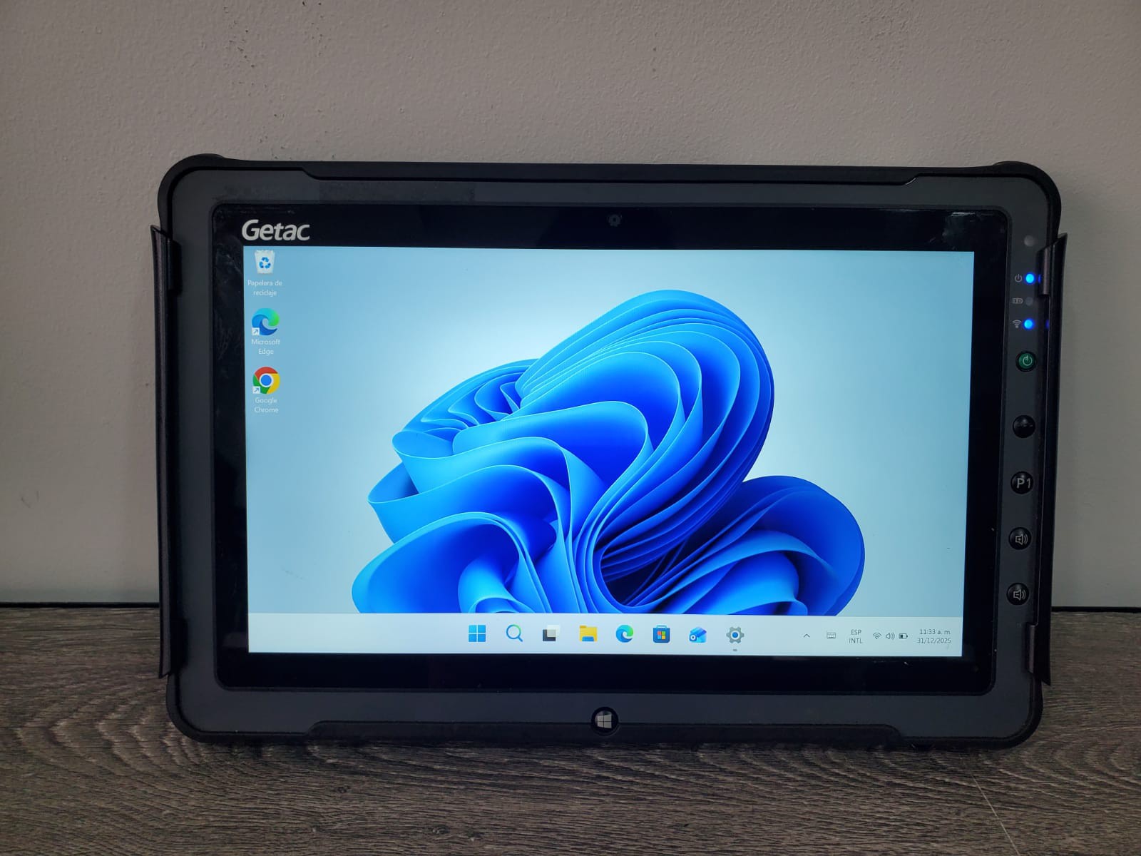 Tablet Getac Core I7 8va Gen 16gb Ram 240gb Ssd Touch Cargador image number null