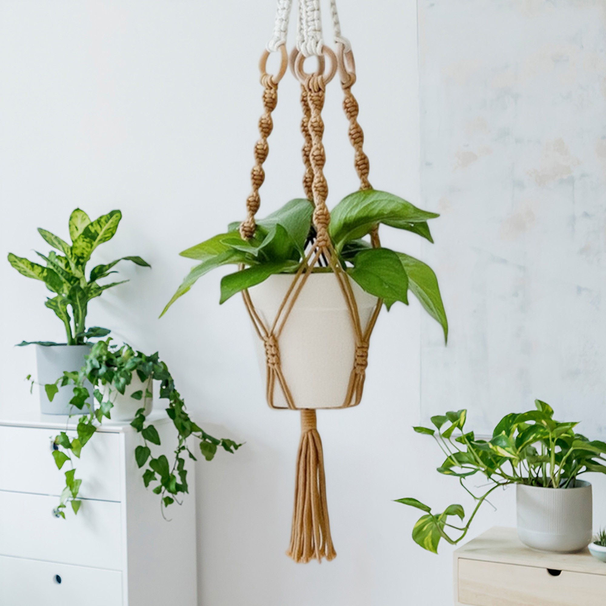 Ilios Innova | Colgante Decorativo Boho Caf&eacute; para Maceta, soporte tejido a mano, para plantas en interior o exterior. image number null