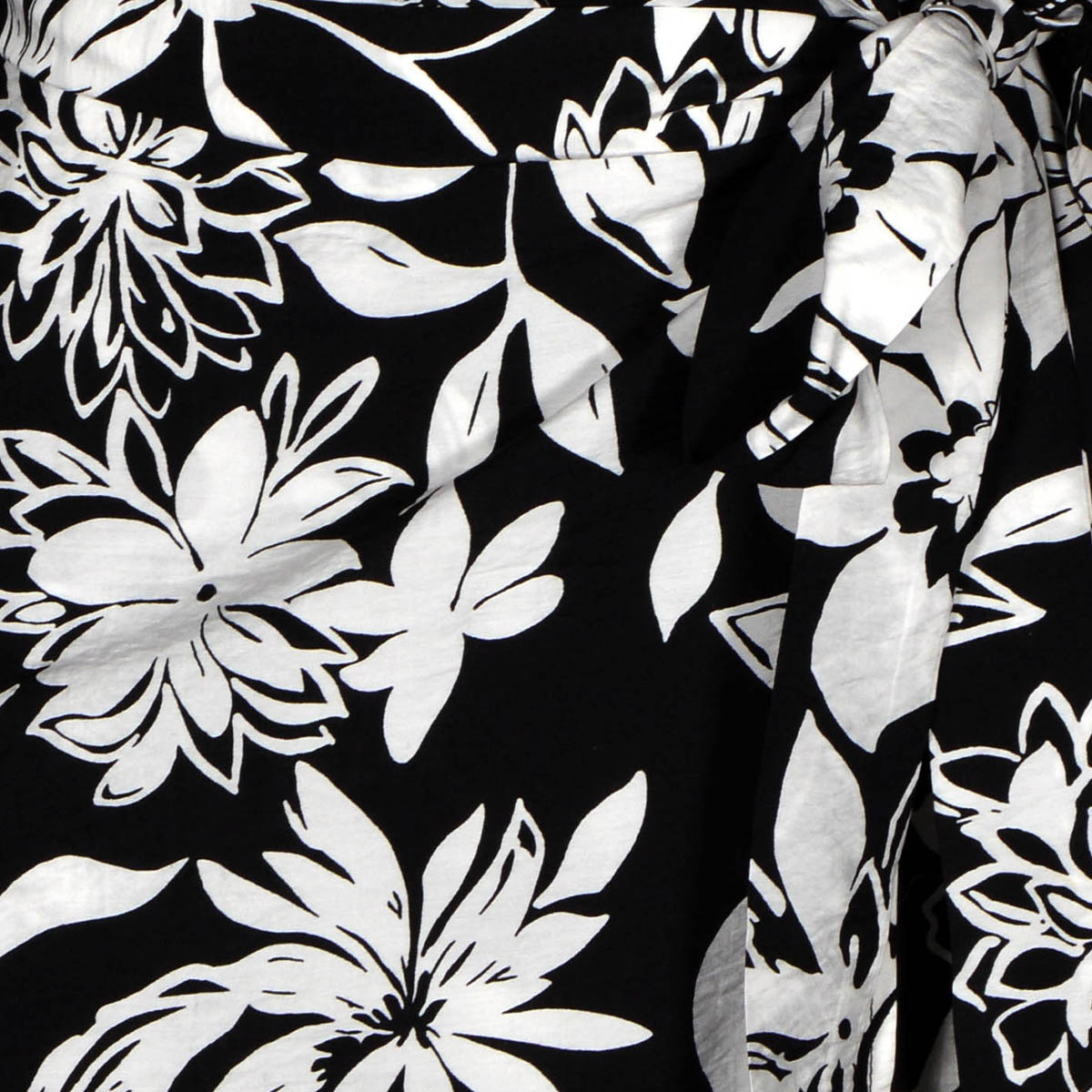 Vestido Corto con Estampado Floral y Frente Cruzado Philosophy para Mujer image number null