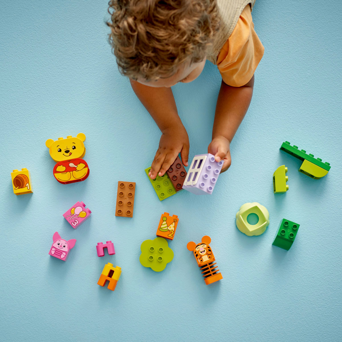 LEGO® DUPLO® Disney Fiesta de Cumpleaños de Winnie the Pooh image number null