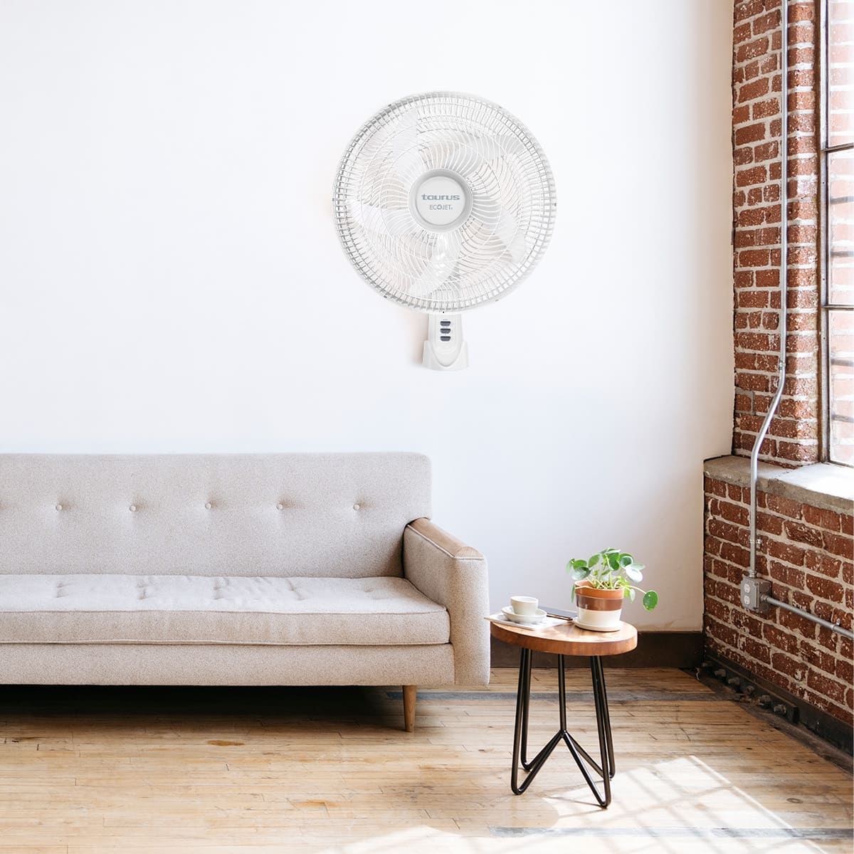 VENTILADOR DE PARED TAURUS 16 PULG image number null