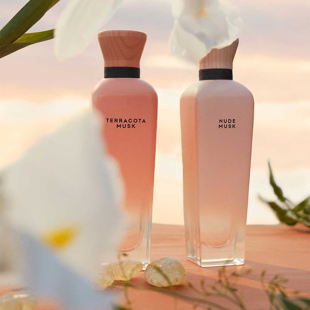 Adolfo Dominguez Nude Musk EDP 120ml perfume para dama image number null