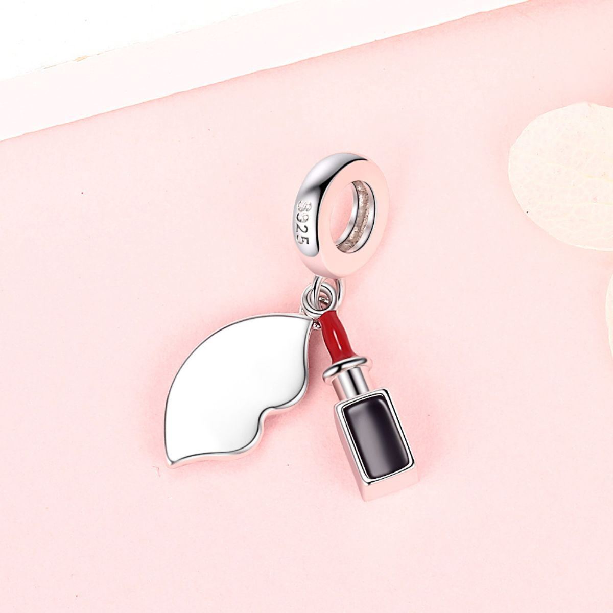 Charm Plata Día de la Mujer image number null