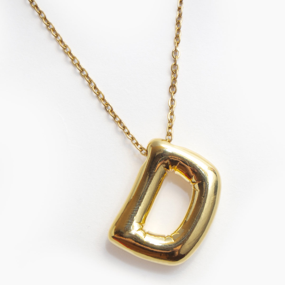 Collar Dorado de Acero Inoxidable con Letra D Vstone image number null