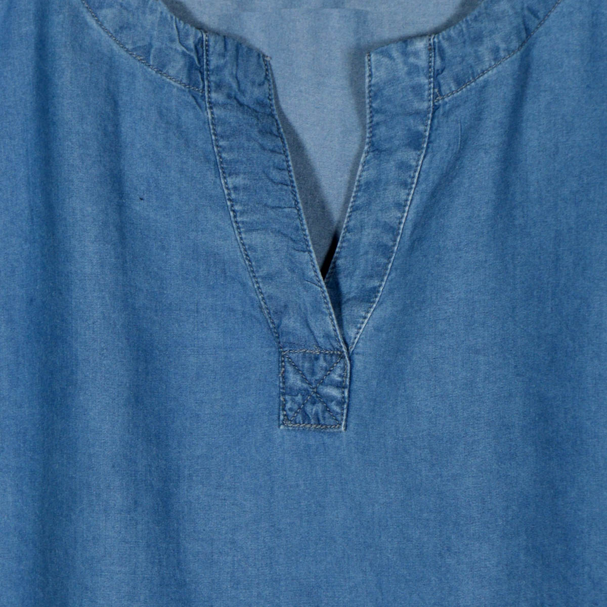 Blusa Lisa Philosophy Talla Mediana Color azul para Mujer image number null