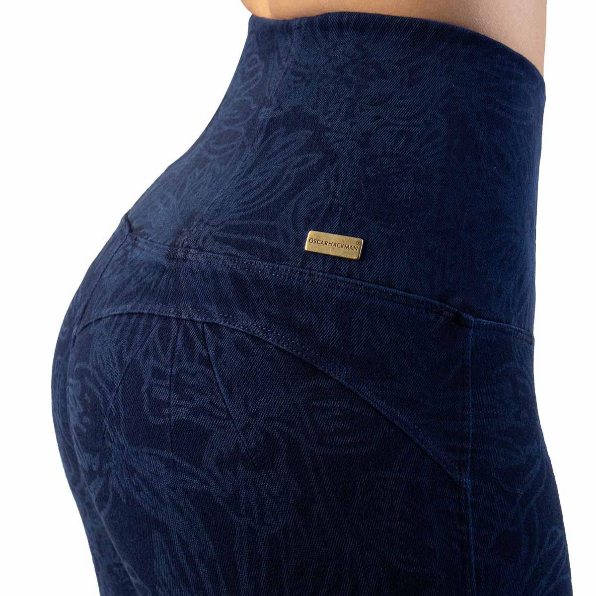 Leggin stretch control Oscar Hackman modelo OH-LEGSCON color azul marino estampado talla extragrande dama image number null