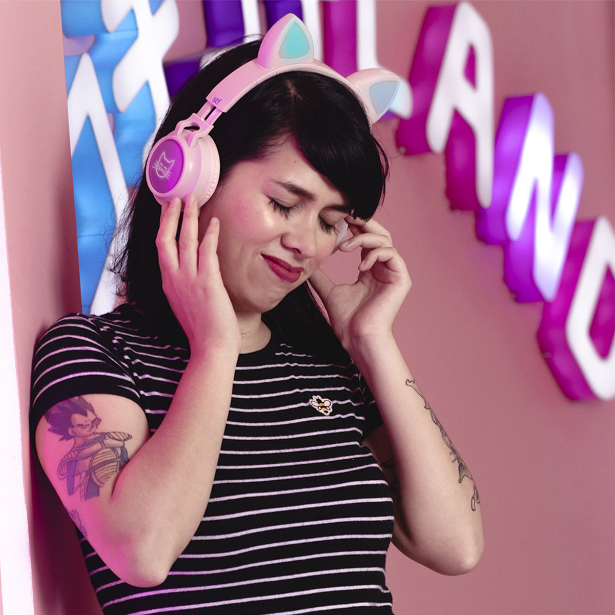 Aud&iacute;fonos STF Katu On Ear rosa image number null