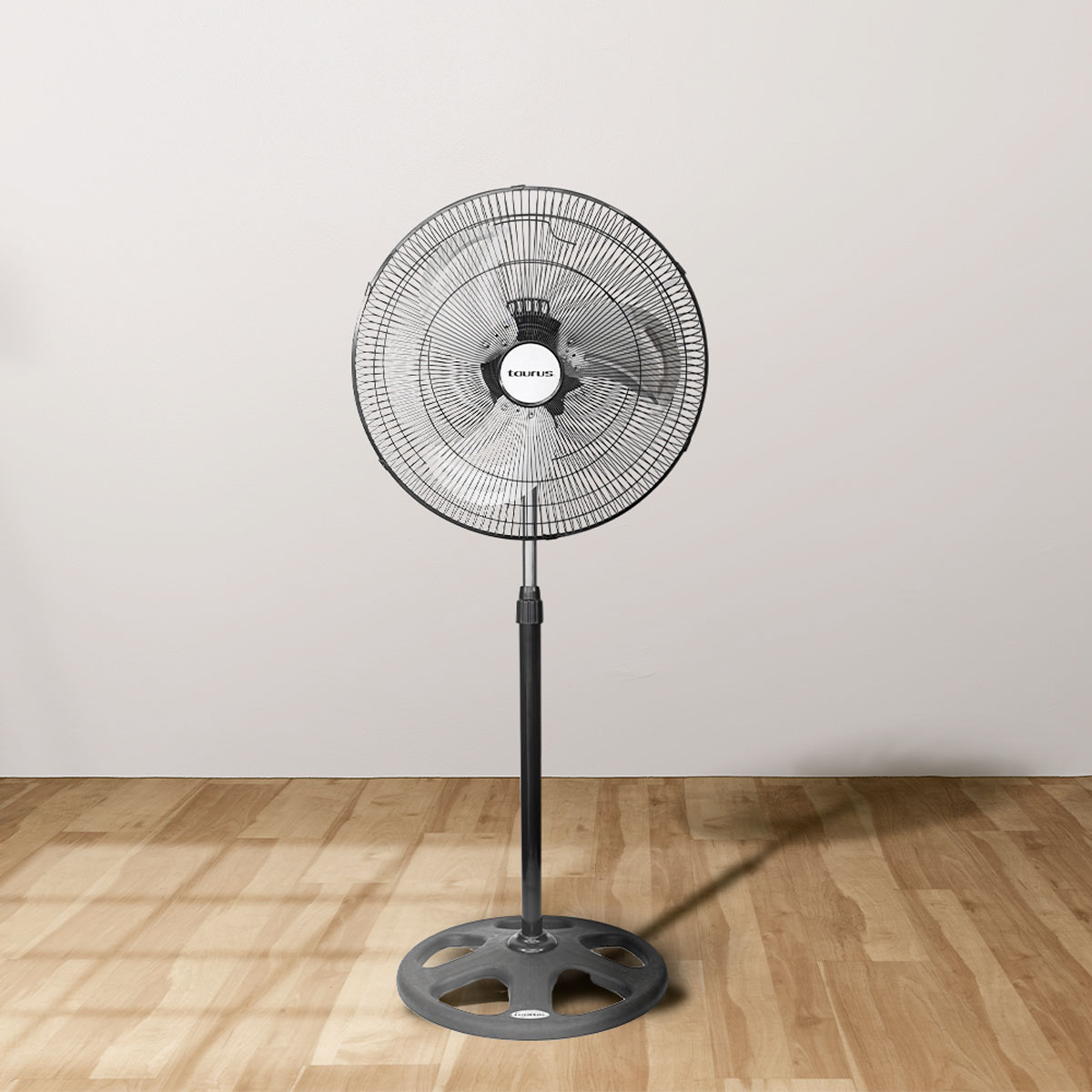 Ventilador 3 en 1 de 18",Taurus Marte Ventlador 18 3 en 1 Vers&aacute;til y Funcional image number null