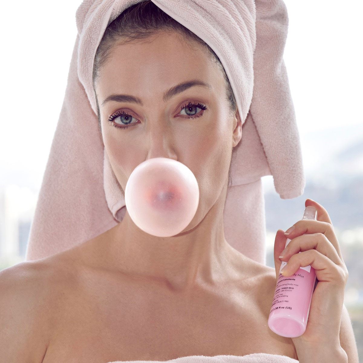 Spray corporal hidratante de chicle Gardez La Dame image number null