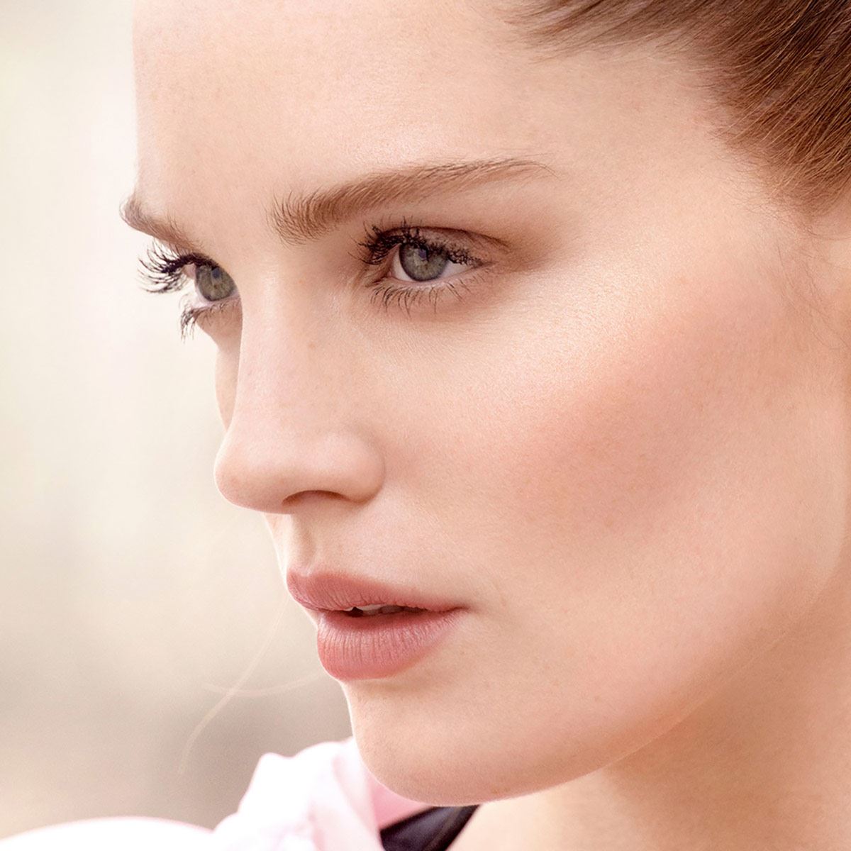 Base de maquillaje Infallible 24h Fresh wear L'Or&eacute;al Paris, Tono 125 Naturel Rose image number null