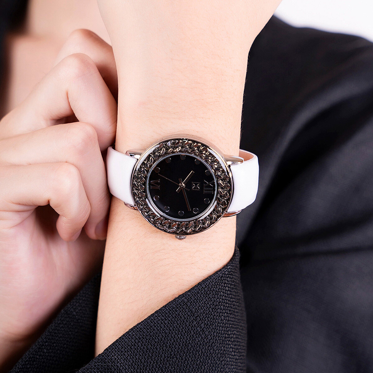 Reloj Cloe para Mujer OE2509-WT image number null