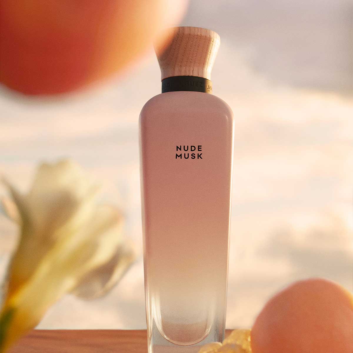 Adolfo Dominguez Nude Musk EDP 120ml perfume para dama image number null