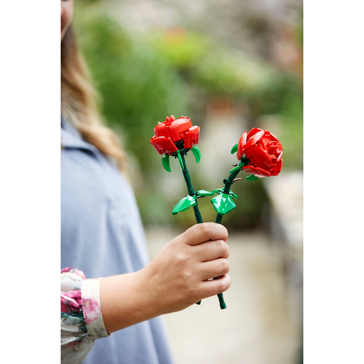LEGO&reg; Rosas image number null