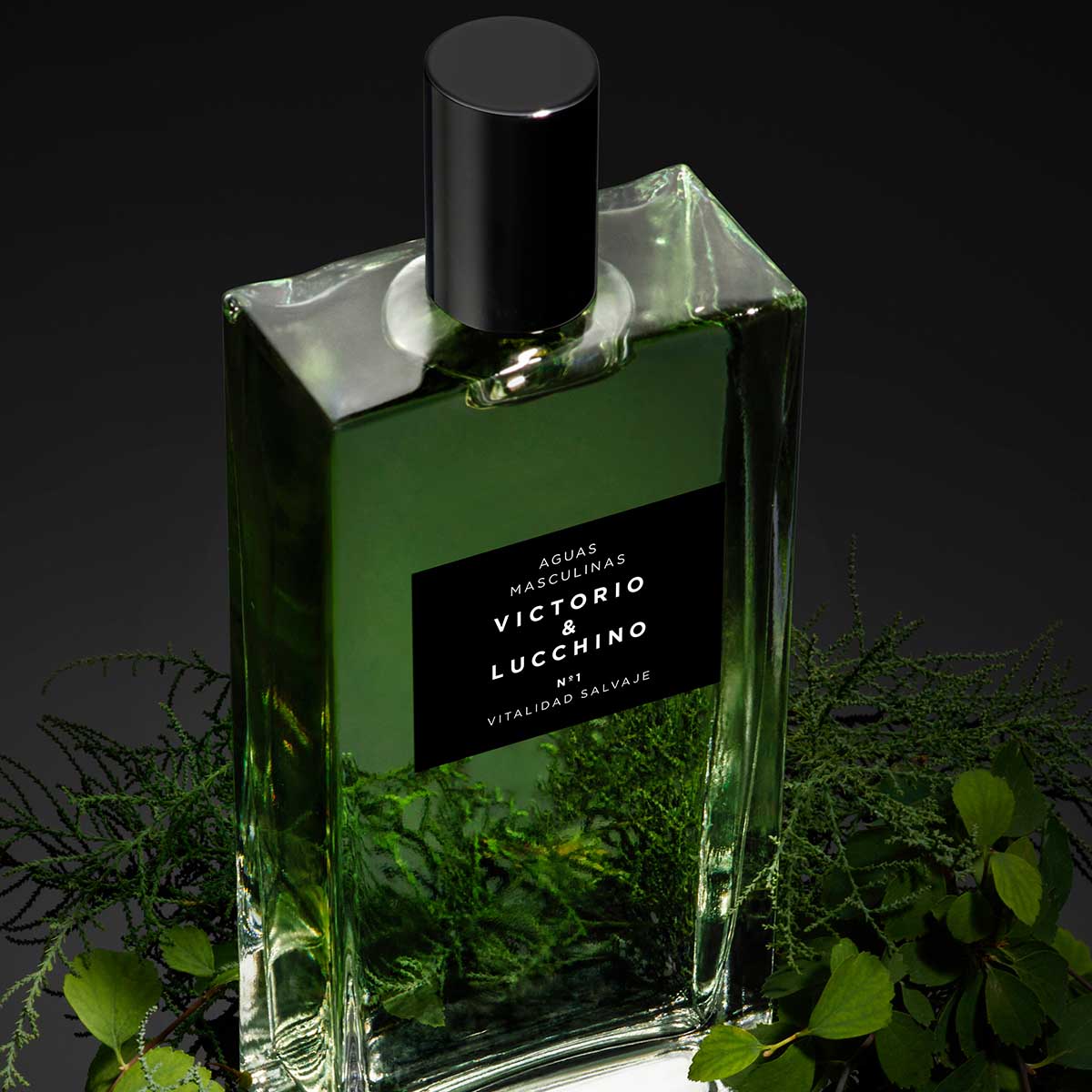 Victorio & Lucchino Aguas Masculinas N&ordm; 1 Vitalidad Salvaje EDT 150 ML Perfume Para Caballero image number null