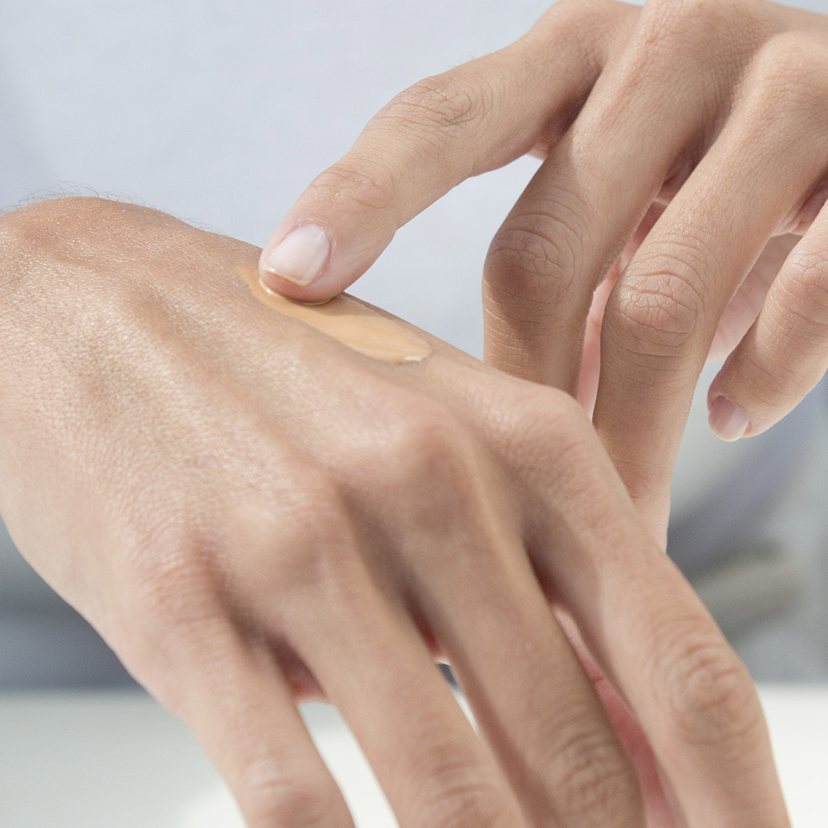 Fotoultra 100 Isdin Active Unify Color 50ml image number null